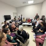 ADIYAMAN (PHA) - Sağlık-Sen Adıyaman Şube Başkanı Yakub Çelik, sağlık çalışanlarının taleplerini yerinde dinlemek, teşkilat üyeleriyle bir araya gelerek bilgilendirmelerde bulunmak amacıyla Adıyaman Eğitim ve Araştırma H...