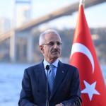 ANKARA (PHA) - Ulaştırma ve Altyapı Bakanı Abdulkadir Uraloğlu, denizcilik sektöründe hizmet kalitesini artırmak, işlemleri hızlandırmak ve kamu kaynaklarını etkin kullanmak amacıyla dijitalleşme adımlarını güçlendirdikl...