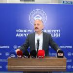 ADIYAMAN (PHA) - Adıyaman Valiliği himayelerinde, hayırsever iş insanı Harun Yurt ve değerli dostlarının katkılarıyla depremden etkilenen engelli vatandaşların yaşam standartlarını artırmaya yönelik 41 adet akülü tekerle...
