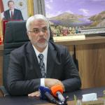ADIYAMAN (PHA) - Murat KAYIŞ – AK Parti Adıyaman İl Başkanı Faruk Bülent Kablan, Perre Haber Ajansı’na özel yaptığı açıklamada, gözaltı süreci sonrası adli kontrol şartıyla serbest bırakılan Adıyaman Belediye Başkanı Abd...