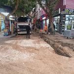 ADIYAMAN (PERRE) - Şeriban ÖZÇAKMAK - Adıyaman Belediyesi ekipleri, Hocaömer Mahallesi'nde yürüttükleri içme suyu şebekesi yenileme çalışmalarını aynı gün tamamlayarak, esnafın takdirini topladı.