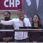 ANKARA (PERRE) - (Berfin GÜRBÜZ) - CHP Genel Başkanı Özgür Özel, partisinin Ankara İl Başkanlığı önünde düzenlenen bayramlaşma programında yaptığı konuşmada, CHP'ye yönelik sürecin parti içi bir mesele olmadığını belirte...