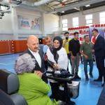 ADIYAMAN (PHA) - Adıyaman Valiliği himayelerinde, hayırsever iş insanı Harun Yurt ve değerli dostlarının katkılarıyla depremden etkilenen engelli vatandaşların yaşam standartlarını artırmaya yönelik 41 adet akülü tekerle...