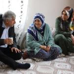 ADIYAMAN (PERRE) - Şeriban ÖZÇAKMAK - Kahta Belediyesi Gençlik Meclisi tarafından Adıyaman'ın Kahta ve Sincik ilçesinde düzenlenen "Sonbaharın Renkleri Doğa Yürüyüşü"ne katılan gençler, bölgenin doğal güzelliklerini ve t...