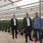 ADIYAMAN (PERRE) - Mustafa KAMIŞ - Adıyaman İl Genel Meclisi Daimi Encümen Üyesi Turan Yıldırım, Kahta ilçesinde faaliyet gösteren süs bitkileri serasını ziyaret etti.