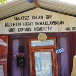 MALATYA (PHA) - Behçet ATABEK-Murat KAYIŞ - Malatya’nın Darende ilçesinde bulunan Fikri Çalışkan Sanat Evi, doğadan toplanan atık malzemelerin sanat eserine dönüştüğü, köy yaşamının, eski geleneklerin ve unutulmaya yüz t...