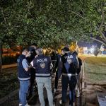 ADIYAMAN (PHA) - Mustafa KAMIŞ - Adıyaman İl Emniyet Müdürlüğü’ne bağlı Kahta İlçe Emniyet Müdürlüğü ekiplerince, ilçede uyuşturucuyla mücadele, aranan şahısların yakalanması, asayişin sağlanması ve genel huzurun korunma...