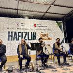 ADIYAMAN (PHA) - Adıyaman’ın Kahta ilçesinde, Kur’an kurslarında hafızlık eğitimini tamamlayan öğrenciler için “2025 Hafızlık İcazet Merasimi” düzenlendi.