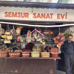 ADIYAMAN (PERRE) - Sibel TURAN-Berfin GÜRBÜZ - Adıyaman'da yaşayan 57 yaşındaki Ömer Kocakaya, 40 yıldır devam ettirdiği sepet örücülüğü mesleğini teknolojiye ve seri üretime rağmen yaşatmayı sürdürüyor.