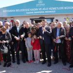 ADIYAMAN (PERRE) - Şeriban ÖZÇAKMAK - Adıyaman Belediyesi, Mart ayının ilk haftasında kentin çehresini değiştirecek projeleri hayata geçirdi.