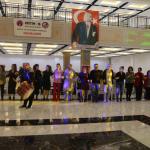 ADIYAMAN (PERRE) - (Şeriban ÖZÇAKMAK-Berfin GÜRBÜZ) - Eğitim ve Bilim İşgörenleri Sendikası (Eğitim İş) Adıyaman Şubesi tarafından Öğretmenler Günü kapsamında düzenlenen geleneksel Harfane gecesi, bir düğün salonunda öğr...