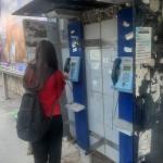 ADIYAMAN (PERRE) - Mustafa İLİK - Teknolojinin hızla gelişmesiyle birlikte artık neredeyse hiçbir işlevi kalmayan ankesörlü telefon kabinleri, Adıyaman şehir merkezinde bakımsızlık ve kirlilik nedeniyle çevre sakinlerini...