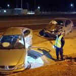 ADIYAMAN (PERRE) - Şeriban ÖZÇAKMAK - Adıyaman-Gölbaşı karayolunda iki otomobilin kafa kafaya çarpıştığı kazada 12 kişi yaralandı.