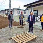 ADIYAMAN (PERRE) - Şeriban ÖZÇAKMAK - Adıyaman'ın Tut ilçesinde yapımı tamamlanan Öğütlü Köyü Deprem Konutları'nı ziyaret eden Tut İlçe Kaymakamı Celal Güngör, altyapı çalışmalarını sahada inceleyerek yetkililerden bilgi...