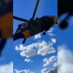 ADIYAMAN (PERRE) - Şeriban ÖZÇAKMAK - Adıyaman'ın Çelikhan ilçesinde kayalıklardan düşerek yaralanan 30 yaşındaki Emrah Aslan, ekiplerin zorlu müdahalesi sonrası askeri helikopterle hastaneye sevk edildi.