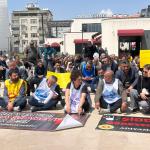 ADIYAMAN (PERRE) - Berfin GÜRBÜZ- Şeriban ÖZÇAKMAK- Eğitim Sen Adıyaman Şubesi, Şanlıurfa Siverek ve Kahramanmaraş'ta yaşanan okul saldırılarına tepki göstermek için basın açıklaması yapıp oturma eylemi gerçekleştirdi.