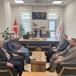 ADIYAMAN (PERRE) - Sağlık-Sen Adıyaman Şube Başkanı Yakub Çelik, beraberindeki yönetim kurulu üyeleriyle birlikte Adıyaman İl Sağlık Müdürlüğü'ndeki birimleri ziyaret ederek sağlık çalışanlarının talep ve isteklerini din...