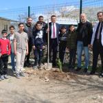 ADIYAMAN (PERRE) - Şeriban ÖZÇAKMAK - Adıyaman İlçe Milli Eğitim Müdürü Lütfü Başli, Damlacık Ortaokulu ve Damlacık İmam Hatip Ortaokulu'nda düzenlenen TÜBİTAK 4006 Bilim Fuarı'nı ziyaret ederek öğrencilerin projelerini...