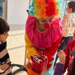 ADIYAMAN (PERRE) - Adıyaman Eğitim ve Araştırma Hastanesi Kadın Doğum ve Çocuk Hastalıkları servisinde, Adıyaman Üniversitesi (ADYÜ) Şiir Dinletisi Topluluğu tarafından ÜNİDES kapsamında hayata geçirilen "Şiirle İyileşen...