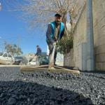 ADIYAMAN (PERRE) - Şeriban ÖZÇAKMAK - Adıyaman Belediyesi ekipleri, Bahçelievler Mahallesi 915 No'lu Sokak'ta altyapı çalışmaları nedeniyle oluşan hasarı gidererek asfalt yama ve yenileme çalışmalarını sürdürüyor.