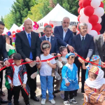 ADIYAMAN (PERRE) - Sibel TURAN-Adıyaman'da 10-16 Mayıs Engelliler Haftası kapsamında bu yıl 4'üncüsü düzenlenen "En Özel Şenlik" etkinliği yoğun katılımla gerçekleştirildi.