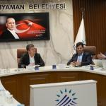 ADIYAMAN (PHA) - Fransız Kalkınma Ajansı (AFD) yetkilileri, Belediye Başkanı Abdurrahman Tutdere ile bir araya gelerek bölgedeki çalışmalarla ilgili bilgi aldı.