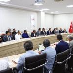 ADIYAMAN (PHA) - Adıyaman’da ‘5199 sayılı Hayvanları Koruma Kanunu’ kapsamında sahipsiz hayvanların toplatılması, korunması, bakımı ve rehabilitasyonu konularında alınacak önlemler ile yapılan ve yapılacak çalışmaların g...