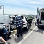 ADIYAMAN (PERRE) - Sibel TURAN- Adıyaman'ın Besni ilçesinde iki otomobilin çarpışması sonucu meydana gelen kazada 6 kişi yaralandı.