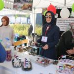 ADIYAMAN (PERRE) - Şeriban ÖZÇAKMAK - Adıyaman İl Müftülüğü ve Türkiye Diyanet Vakfı iş birliğiyle gelirinin Filistin'e bağışlanacağı "Hayır Çarşısı" açıldı.