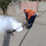 ADIYAMAN (PERRE) - Şeriban ÖZÇAKMAK - Kahta Belediyesi, yaz ayları öncesinde sivrisinek, karasinek ve diğer zararlılara karşı ilçe genelinde ilaçlama çalışmalarını hızlandırdı.