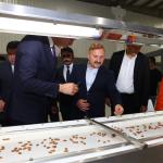 ADIYAMAN (PHA) - Adıyaman ilinin Merkez ilçesine bağlı Sarıharman Köyü’nde, tarımsal üretim desenini her geçen gün artıran Adıyaman'da, Adalet Bakanlığı İş Yurtları tarafından işletilecek Tarım Mükemmeliyet Merkezi hizme...