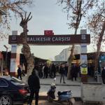 ADIYAMAN (PERRE) - (Şeriban ÖZÇAKMAK-Berfin GÜRBÜZ) - Adıyaman merkezde, 6 Şubat depremlerinin ardından depremzede esnafın ticari hayata yeniden tutunabilmesi amacıyla Balıkesir Belediyesi tarafından inşa edilen Balıkesi...