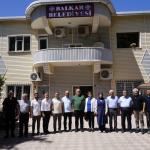 ADIYAMAN (PHA) - Şeriban ÖZÇAKMAK - AK Parti Adıyaman Milletvekili Hüseyin Özhan, Gölbaşı ilçesinde deprem sonrası yeniden yapılanma ve iyileştirme çalışmalarını yerinde inceleyerek vatandaşlarla bir araya geldi.