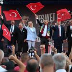 ANKARA (PHA) - CHP Genel Başkanı Özgür Özel, partisinin Ankara Tandoğan Meydanı’nda düzenlediği “Vesayet Değil Siyaset!