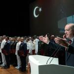 ANKARA (PHA) - Fatma Didar YILDIRIM - Cumhurbaşkanı Recep Tayyip Erdoğan, Milli Savunma Üniversitesi Kurmay Subaylar Mezuniyet Töreni ve üniversiteye bağlı camilerin açılış töreninde yaptığı konuşmada, bölge barışına ve...