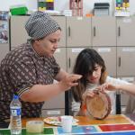 ADIYAMAN (PERRE) - Şeriban ÖZÇAKMAK - Adıyaman Belediyesi Engelsiz Yaşam Merkezi'nde eğitim alan özel gereksinimli bireyler, geri dönüşüm malzemelerini sanata dönüştürerek hem üretime katılıyor hem de özgüven kazanıyor.