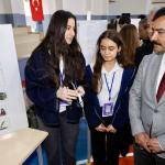 ADIYAMAN (PERRE) - Sibel TURAN-Kahta Borsa İstanbul Fen Lisesinde öğrenciler tarafından hazırlanan projelerin sergilendiği TÜBİTAK 4006 Bilim Fuarı açıldı.