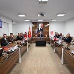 İSTANBUL (PERRE) - Şeriban ÖZÇAKMAK - Adıyaman Belediye Başkanı Abdurrahman Tutdere, Türkiye Belediyeler Birliği Encümen Toplantısı'na katılarak, 95 aracın teslim töreninde yer aldı.