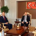 ADIYAMAN (PERRE) - Şeriban ÖZÇAKMAK - Bir dizi temas ve incelemelerde bulunmak üzere Adıyaman'a gelen Çin Halk Cumhuriyeti Ankara Büyükelçisi Jiang Xuebin ve beraberindeki heyet, Adıyaman Valisi Abdullah Küçük'ü ziyaret...