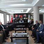 ADIYAMAN (PERRE) - Şeriban ÖZÇAKMAK - Gençlik ve Spor Bakanlığı Müşaviri, Sivil Toplum Merkez Üssü (STMÜ) Başkanı ve STK Uzmanı Ömer Faruk Terzi, Kahta'da gençlerle bir araya gelerek Gençlik Meclisi çalışmalarını yerinde...