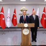 ADIYAMAN (PERRE) - Şeriban ÖZÇAKMAK - Bir dizi temas ve incelemelerde bulunmak üzere Adıyaman'a gelen Çin Halk Cumhuriyeti Ankara Büyükelçisi Jiang Xuebin ve beraberindeki heyet, Adıyaman Valisi Abdullah Küçük'ü ziyaret...