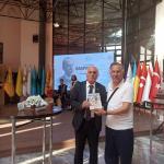 ADIYAMAN (PERRE) - Şeriban ÖZÇAKMAK-Berfin GÜRBÜZ - Adıyamanlı emekli Öğretim Görevlisi ve Uzman Psikolog Necmettin Gürsoy, "Bize Her Şey Depremi Hatırlatıyor" adlı kitabının ikinci baskısının çıktığını belirterek, hem m...