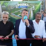 ADIYAMAN (PERRE) - Adıyaman Belediyesi tarafından "Yeşil Adıyaman" vizyonu doğrultusunda Yeşilyurt Mahallesi'ne kazandırılan Yeşilyurt Parkı, düzenlenen törenle hizmete açıldı.