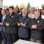 ADIYAMAN (PERRE) - (Murat KAYIŞ) - Adıyaman belediyesi eski başkanlarından, aynı zamanda eğitim camiasında uzun yıllar görev yapan Mehmet Erdem, bugün Adıyaman'da kılınan cenaze namazının ardından Adıyaman Belediyesi ail...