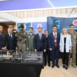 ANTALYA (PERRE) - Sibel TURAN-Çalışma ve Sosyal Güvenlik Bakan Yardımcısı Ahmet Aydın "Gençliğin Üretim Çağı" temasıyla düzenlenen Bölgesel Kariyer Fuarı'nda gençlerle bir araya geldi.