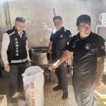 ADIYAMAN (PHA) - Kahta Belediyesi tarafından vatandaşlardan gelen yoğun şikayetler üzerine ilçedeki fırınlarda kapsamlı denetim başlatıldı.