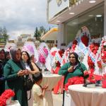 ADIYAMAN (PERRE) - Şeriban ÖZÇAKMAK-Berfin GÜRBÜZ - Adıyaman'da hizmete giren Gonca Polat Makeup & Bridal mağazası düzenlenen törenle açıldı.