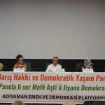 ADIYAMAN (PHA) - Adıyaman Emek ve Demokrasi Platformu, “Barış Hakkı, Demokratik Yaşam” konulu bir panel düzenledi.