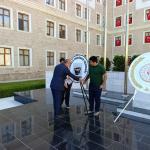ADIYAMAN (PERRE) - Berfin GÜRBÜZ-Şeriban ÖZÇAKMAK - Adıyaman'da 19 Mayıs Atatürk'ü Anma, Gençlik ve Spor Bayramı dolayısıyla düzenlenen program, Atatürk Anıtı'na çelenk sunulmasıyla başladı.