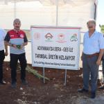 ADIYAMAN (PHA) - GAP Bölge Kalkınma İdaresi Başkanlığı’nın desteğiyle yürütülen “Adıyaman'da Sera-GES ile Tarımsal Üretim Hızlanıyor Projesi” kapsamında kurulan modern seralarda üretim tüm hızıyla devam ediyor.